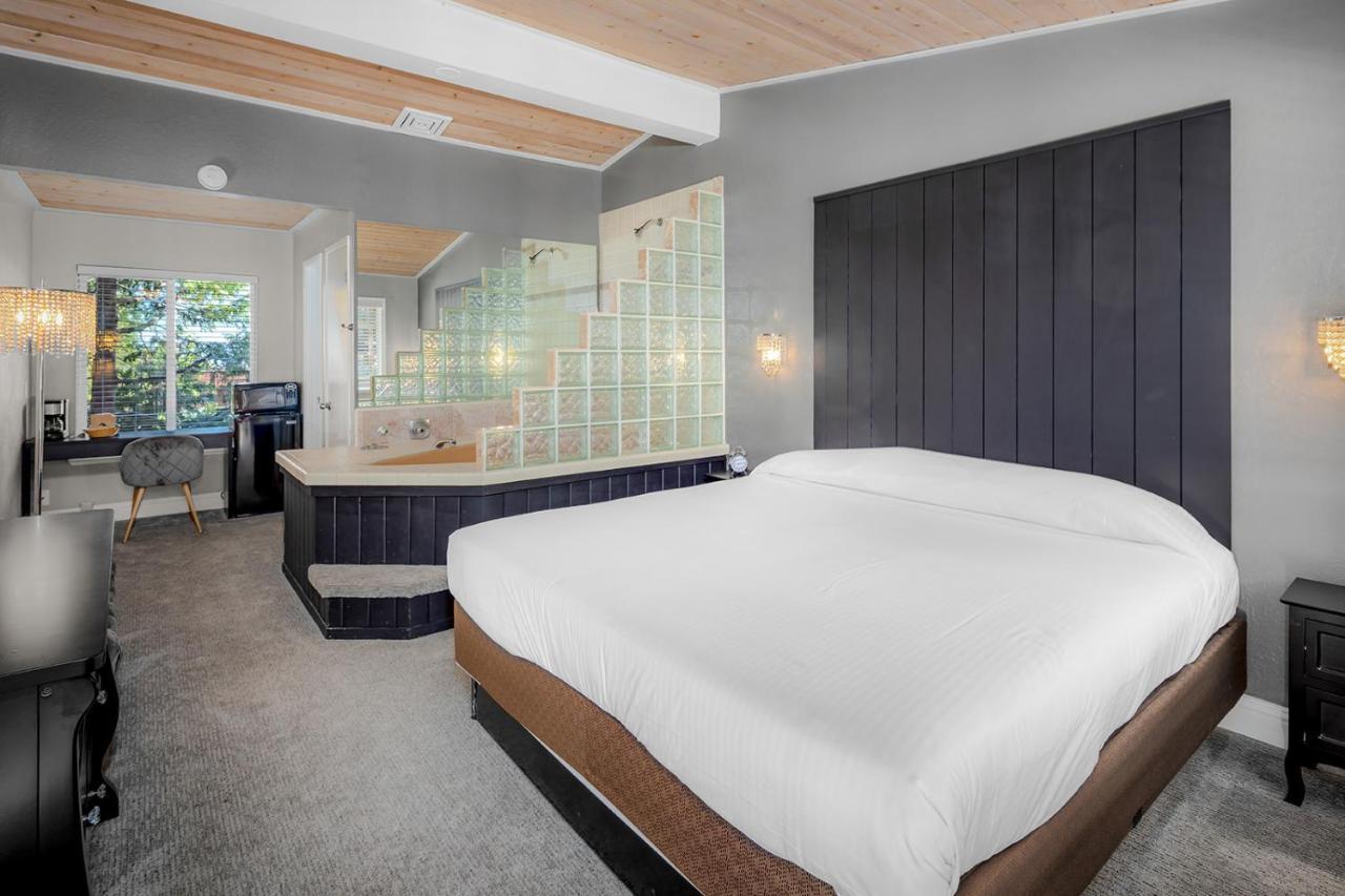 The Inn At Boatworks, Lake Tahoe Тахо-Сити Экстерьер фото