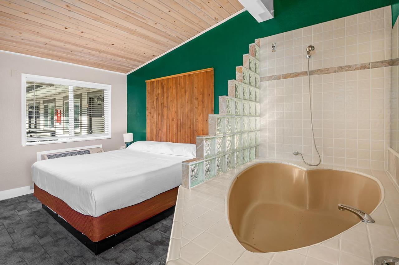 The Inn At Boatworks, Lake Tahoe Тахо-Сити Экстерьер фото